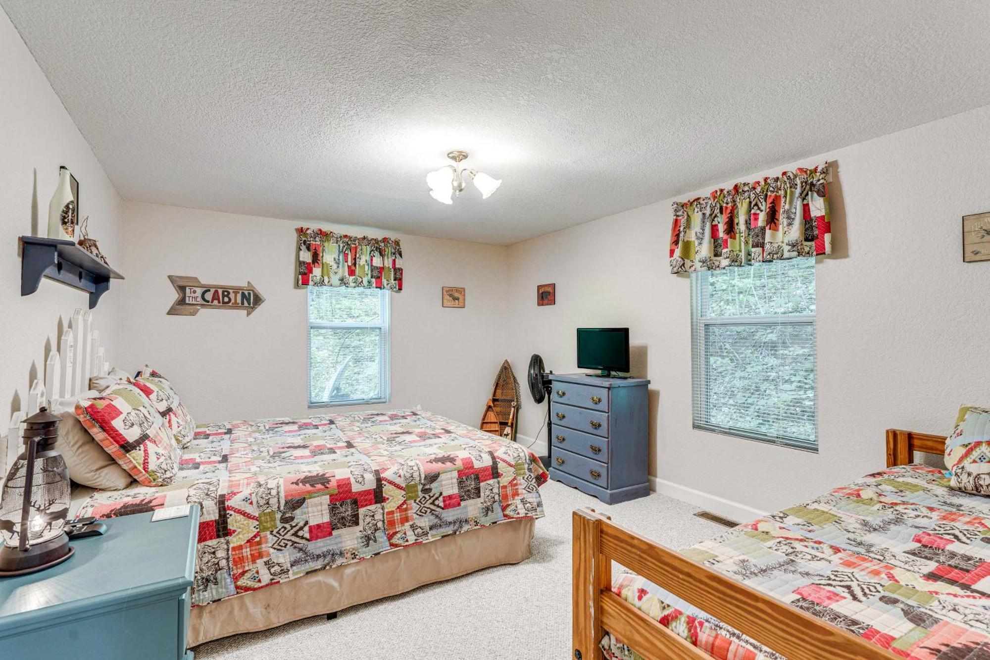 Secluded Cabin With Porch - 7 Miles To Lake Chatuge! Hayesville Exterior foto